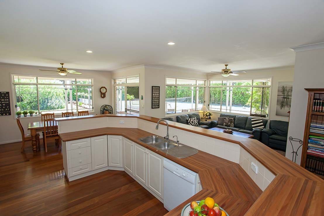 80 Bouganvillea Drive, MIDDLE RIDGE QLD 4350, Middle Ridge - Thumbnail 4