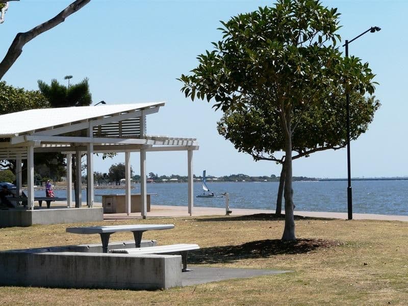 32 Scott Street, DEAGON QLD 4017, Deagon - Thumbnail 2