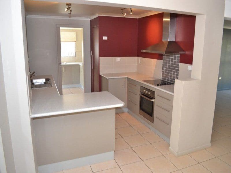 6 Adelaide Park Road, YEPPOON QLD 4703, Yeppoon - Thumbnail 3
