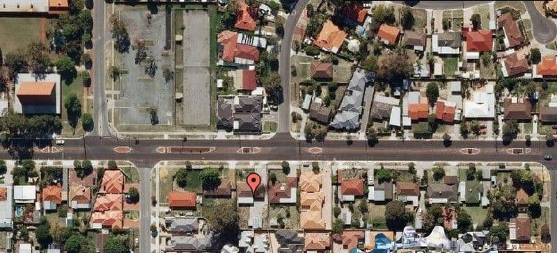 176 Ravenswood Drive, NOLLAMARA WA 6061, Nollamara - Thumbnail 2