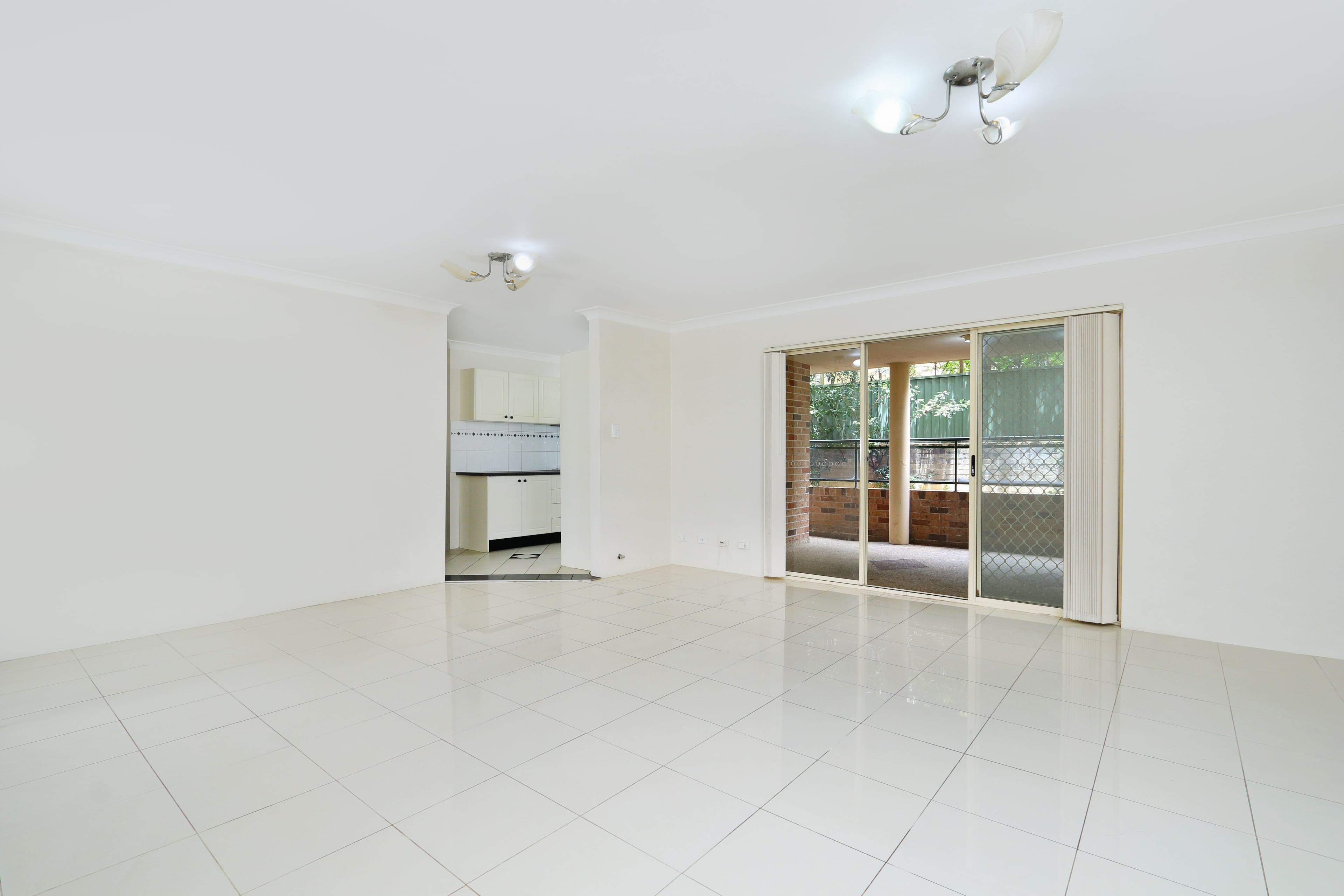 71-73 Queens Road, Hurstville NSW 2220, Hurstville - Thumbnail 2