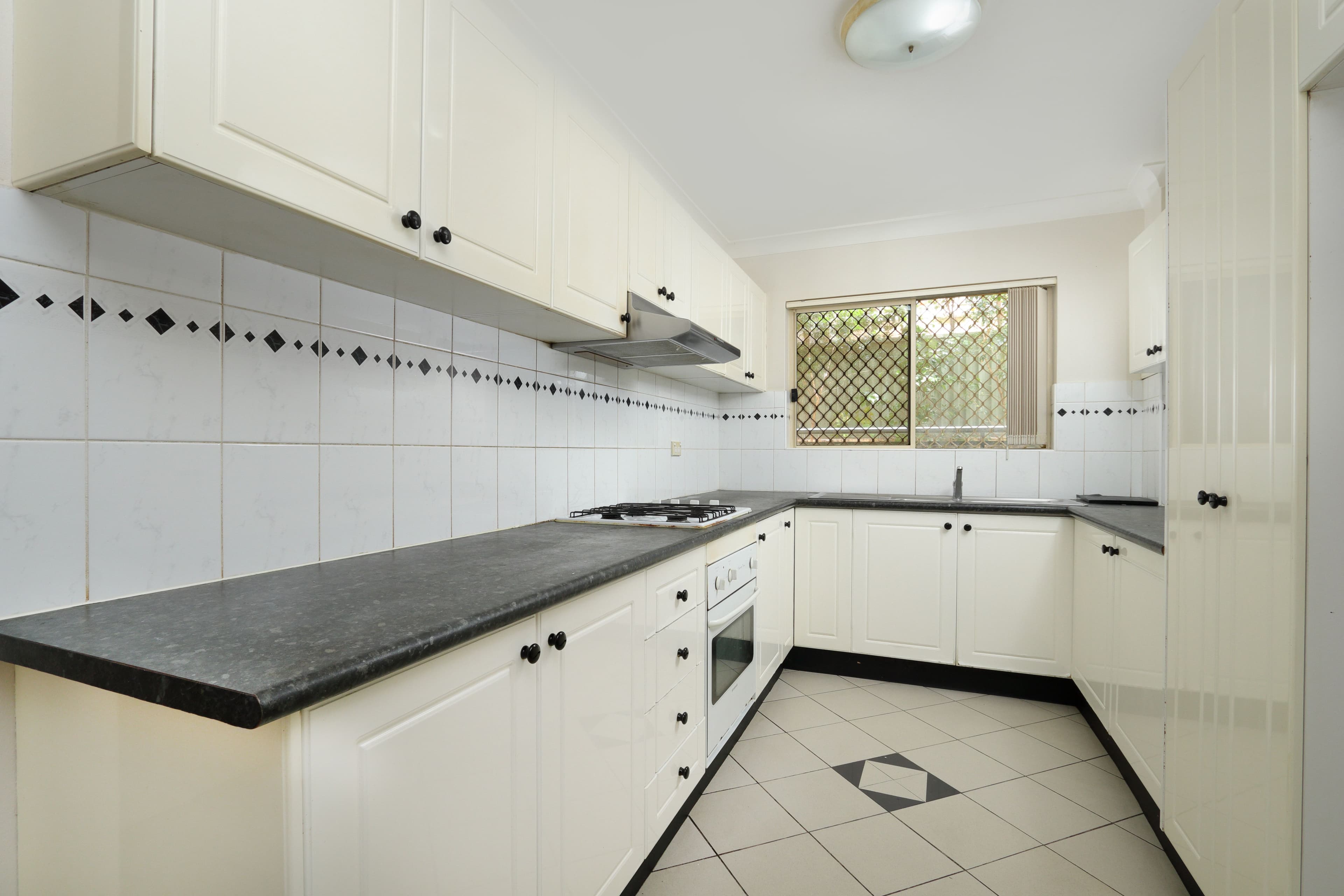 71-73 Queens Road, Hurstville NSW 2220, Hurstville - Thumbnail 3