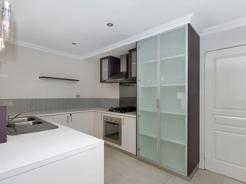 5 Edgehill Walk, PIARA WATERS WA 6112, Piara Waters - Thumbnail 4