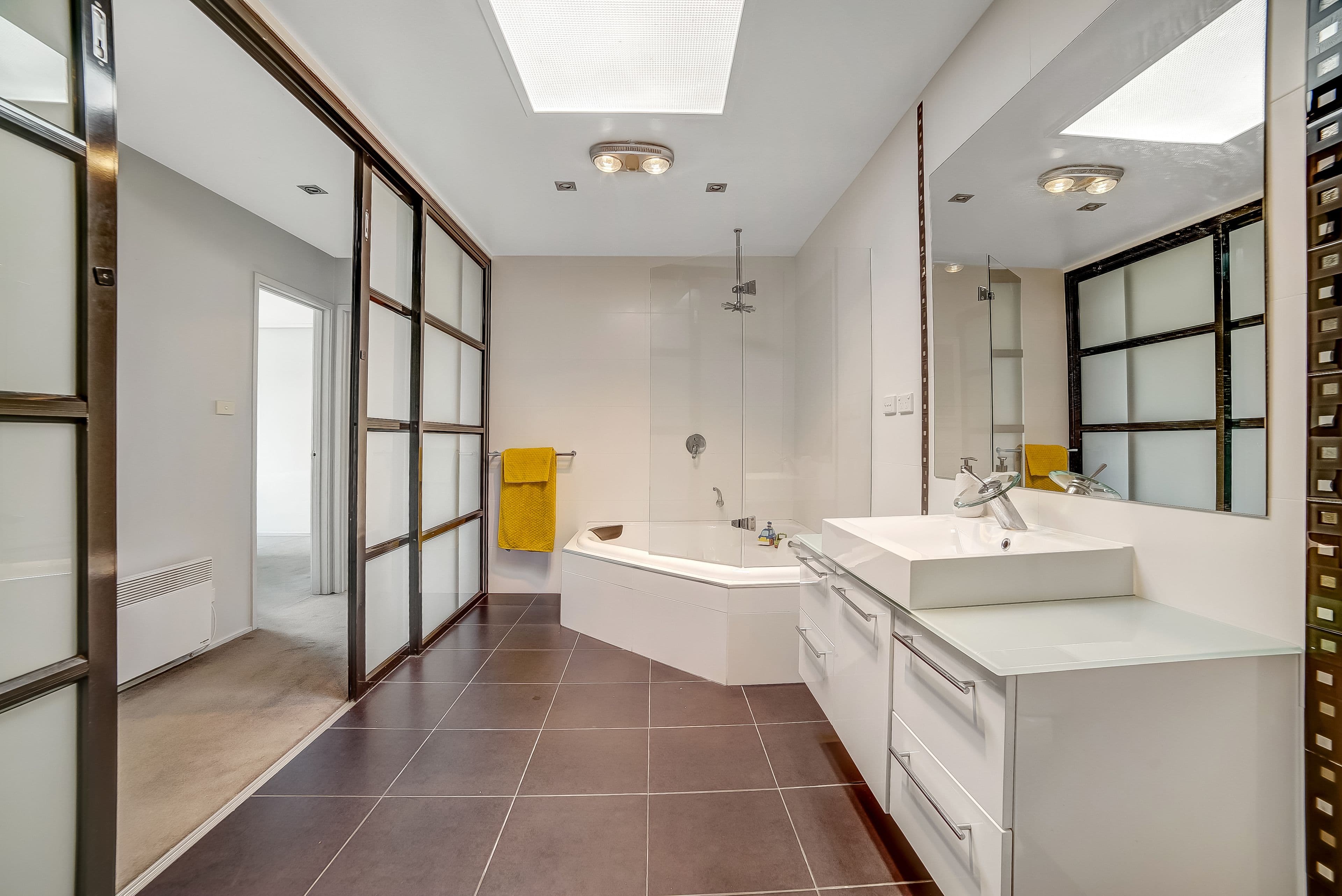 28 Dossiter Street, Bellerive TAS 7018, Bellerive - Thumbnail 5