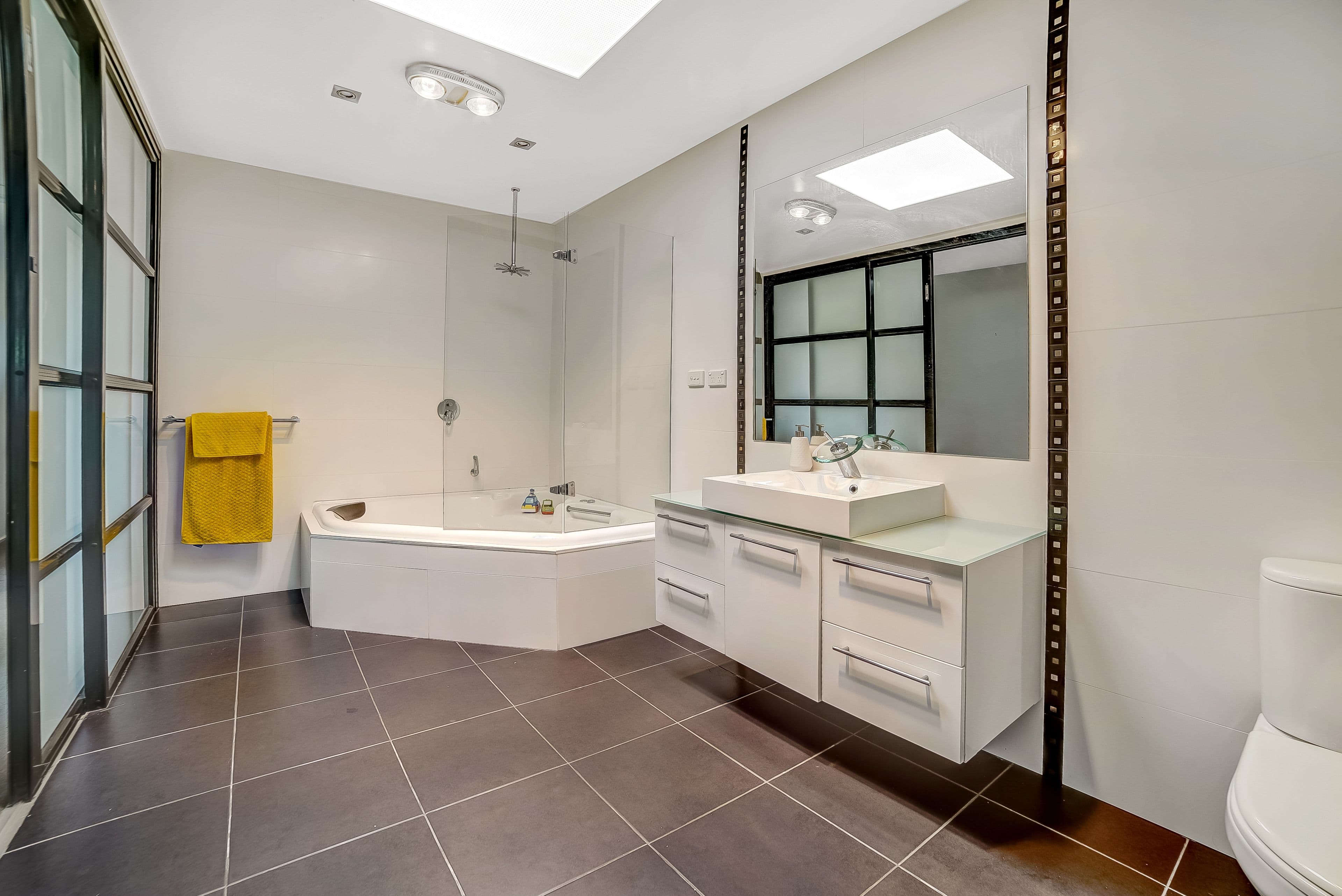 28 Dossiter Street, Bellerive TAS 7018, Bellerive - Thumbnail 6