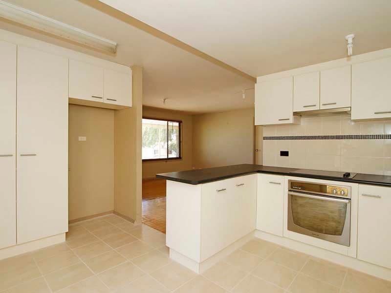 4 Castine Street, PORT NOARLUNGA SA 5167, Port Noarlunga - Thumbnail 3