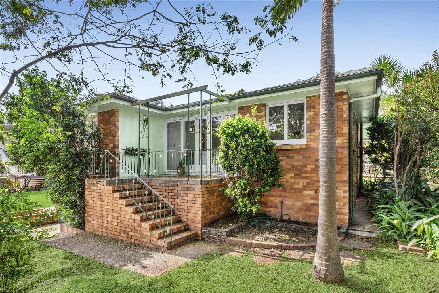 30 Braidwood Street, Everton Park QLD 4053, Everton Park - Thumbnail 2