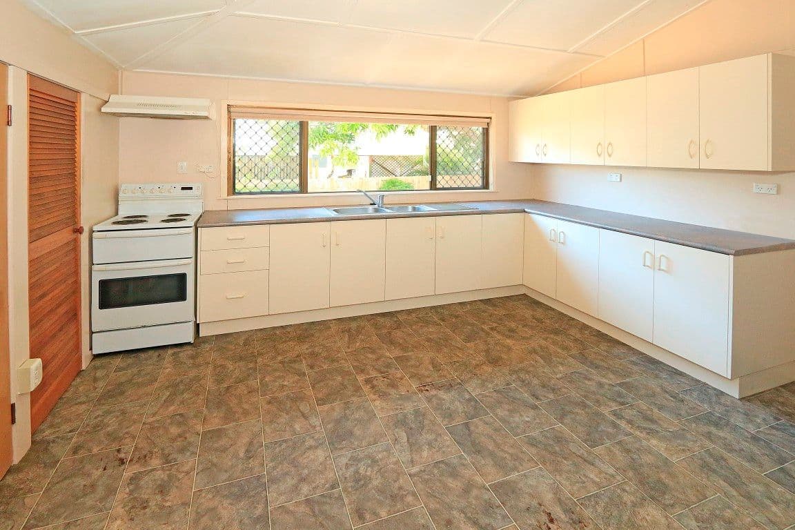 1 Snelling Street, Park Avenue QLD 4701, Park Avenue - Thumbnail 4