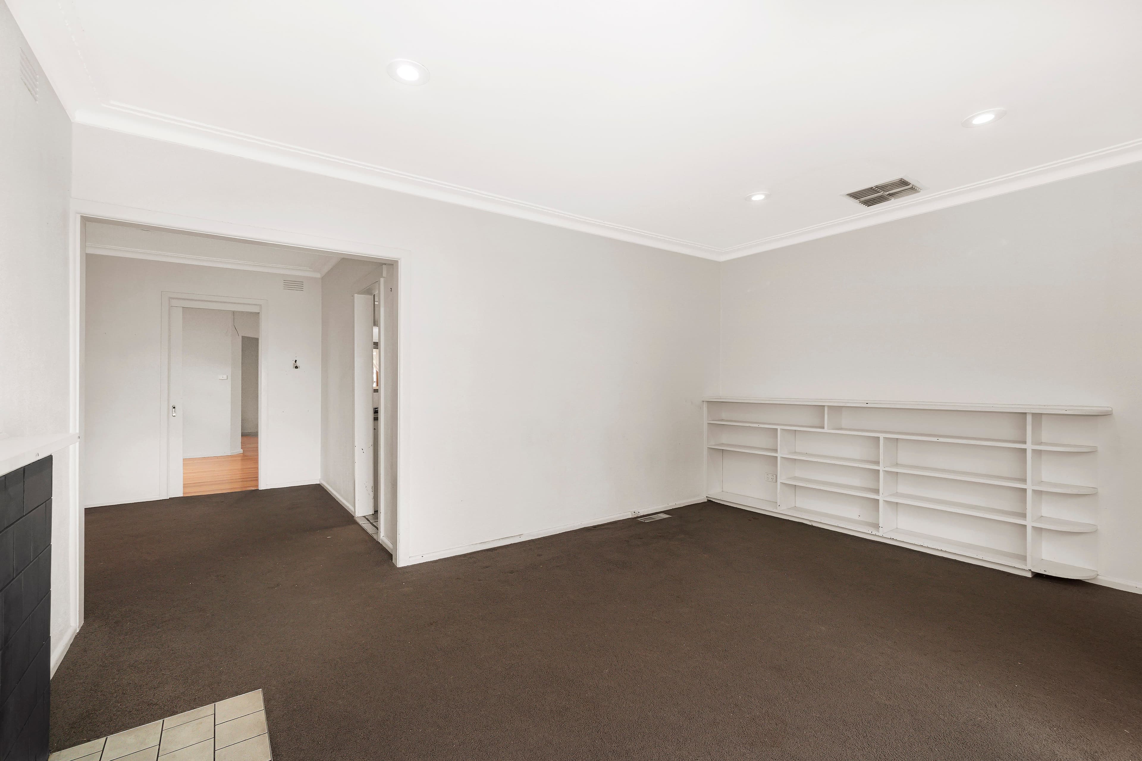 16 Sinclair Road, Bayswater VIC 3153, Bayswater - Thumbnail 8