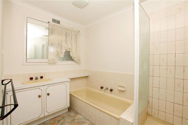 1 Selby Place, CRAIGIEBURN VIC 3064, Craigieburn - Thumbnail 4