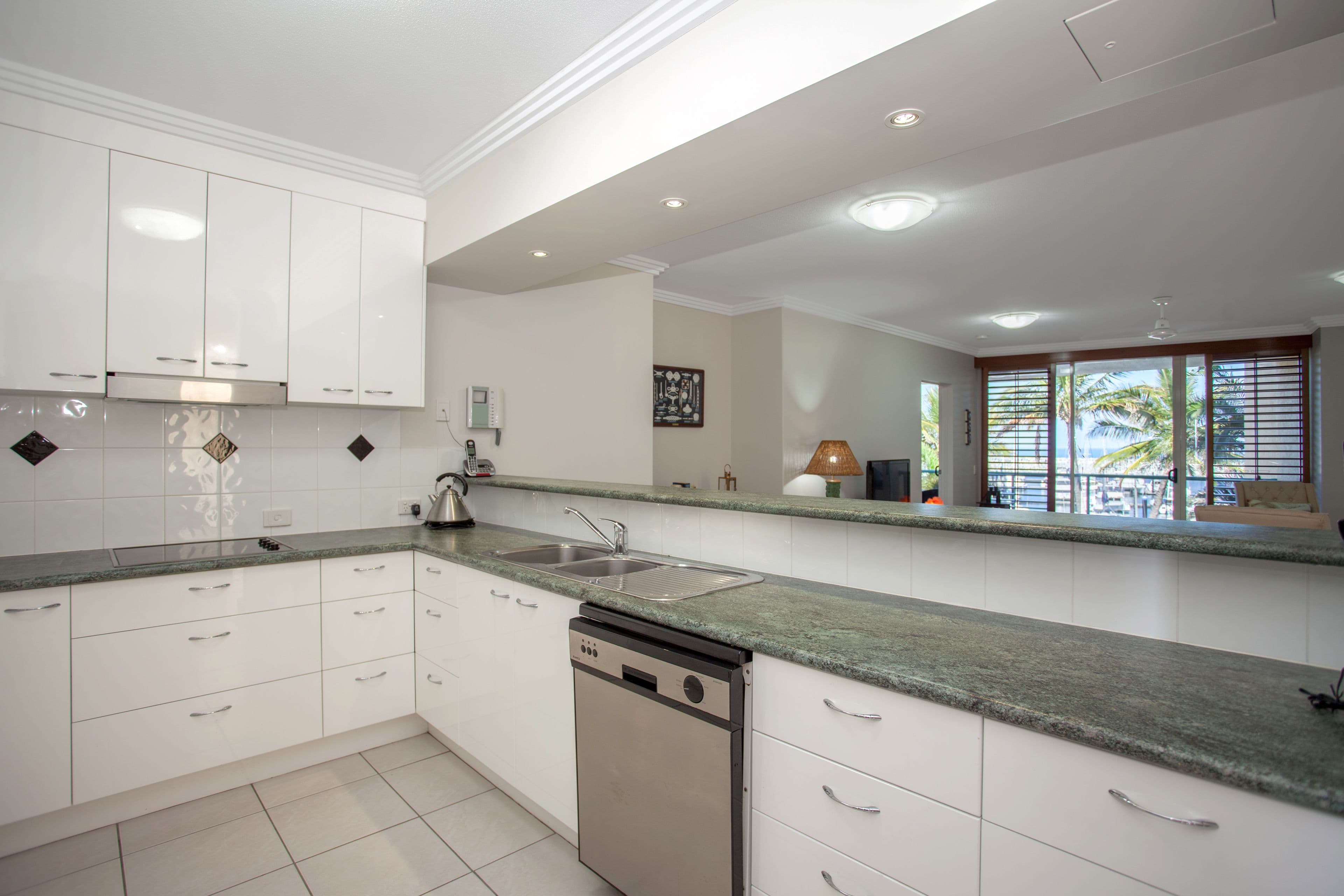 Level 2 Portofino, 9 Megan Place, Mackay Harbour QLD 4740, Mackay Harbour - Thumbnail 4