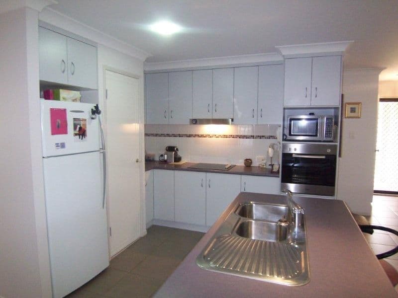 58. Geraghty Street, CECIL PLAINS QLD 4407, Cecil Plains - Thumbnail 3