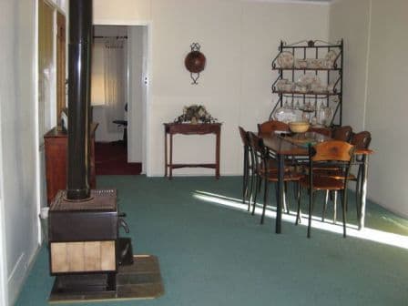 82 WILLIAMSON Street, THREE SPRINGS WA 6519, Three Springs - Thumbnail 4
