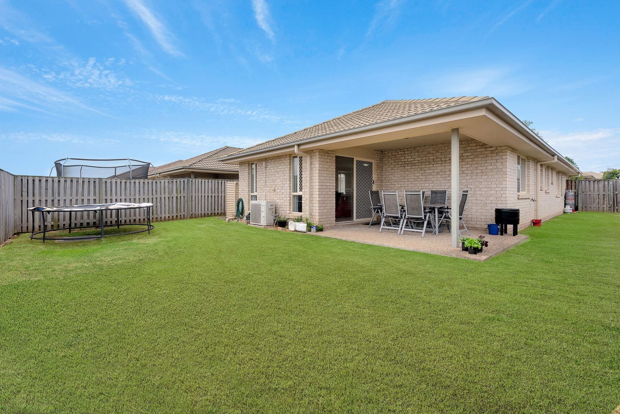 4 Mclachlan Circuit, Willow Vale QLD 4209, Willow Vale - Thumbnail 2