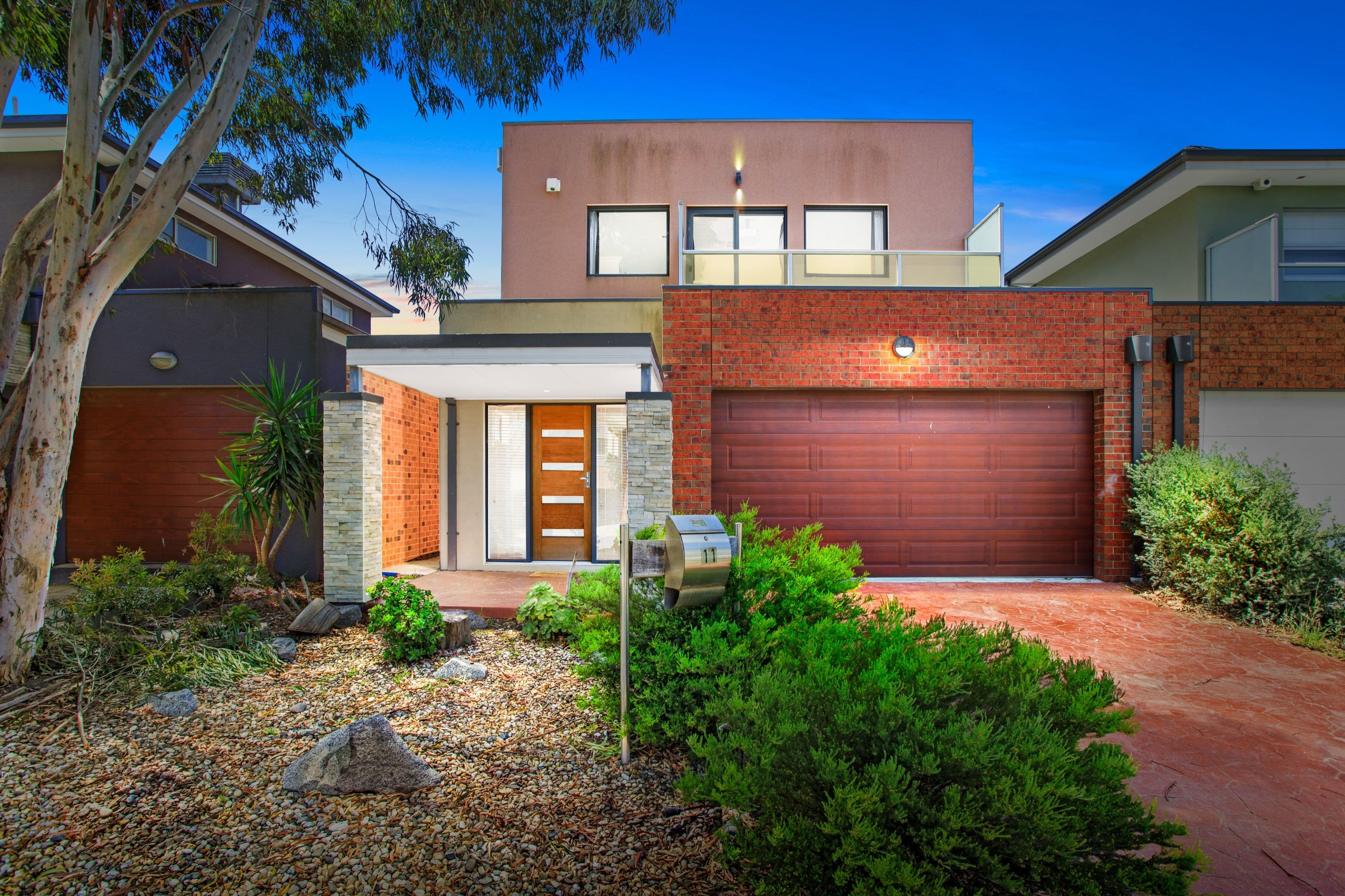 11 Cobb Street, South Morang VIC 3752, South Morang - Image 1