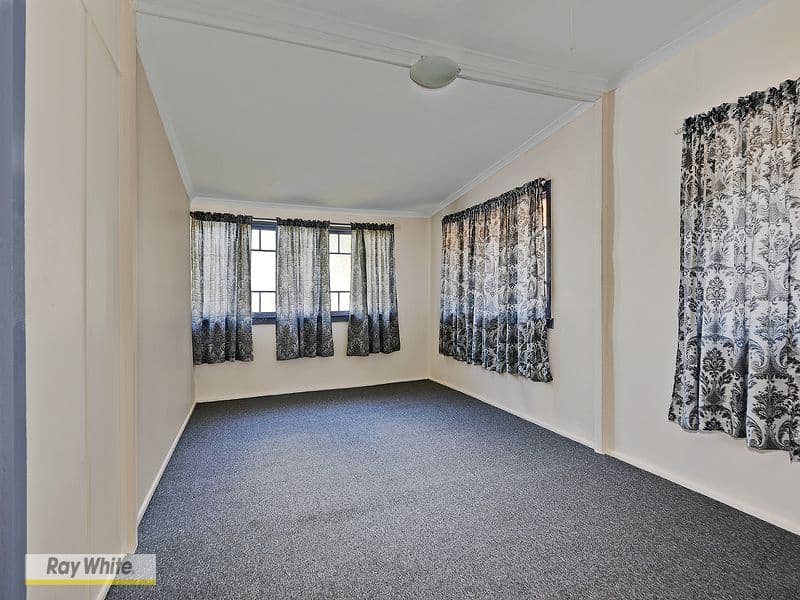 31 Maine Road, CLONTARF QLD 4019, Clontarf - Thumbnail 6