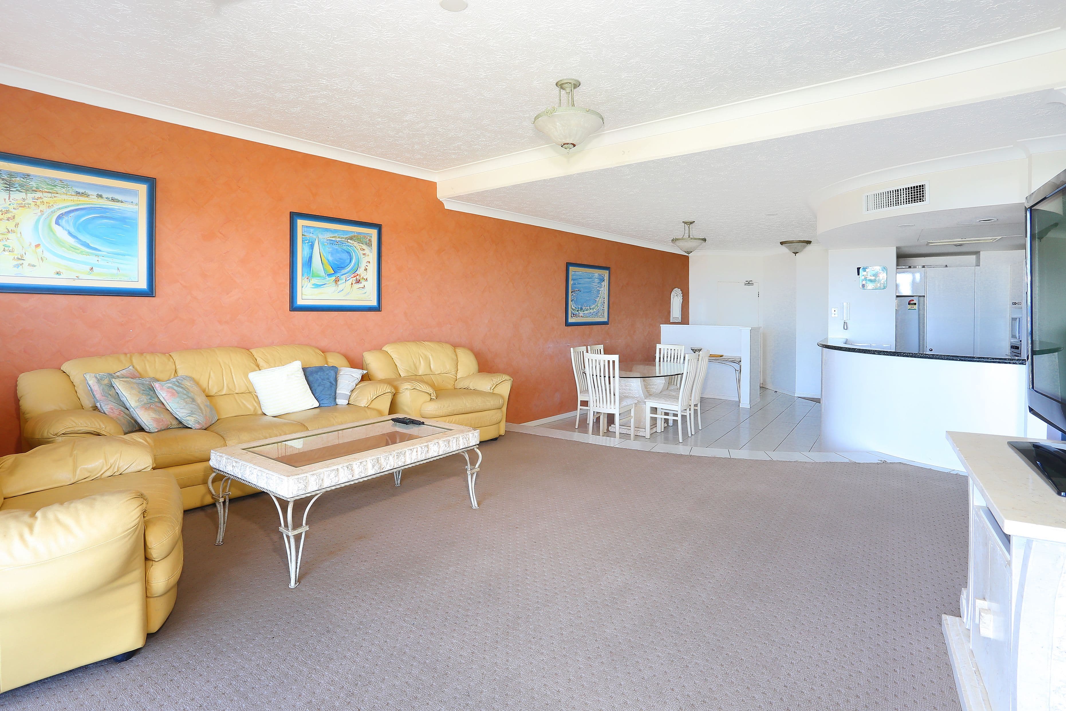 A23 "Magic Mountain Apartments" 1 Great Hall Drive, Miami QLD 4220, Miami - Thumbnail 5