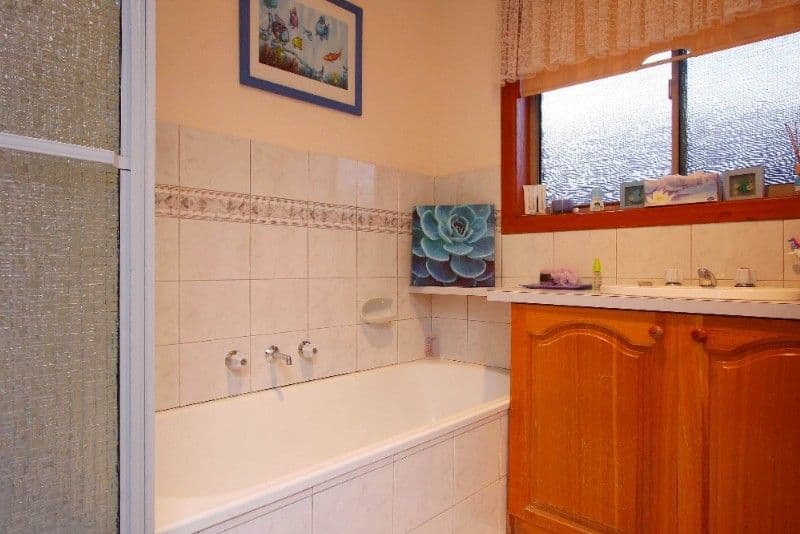 20 Sieben Close, MILL PARK VIC 3082, Mill Park - Thumbnail 7