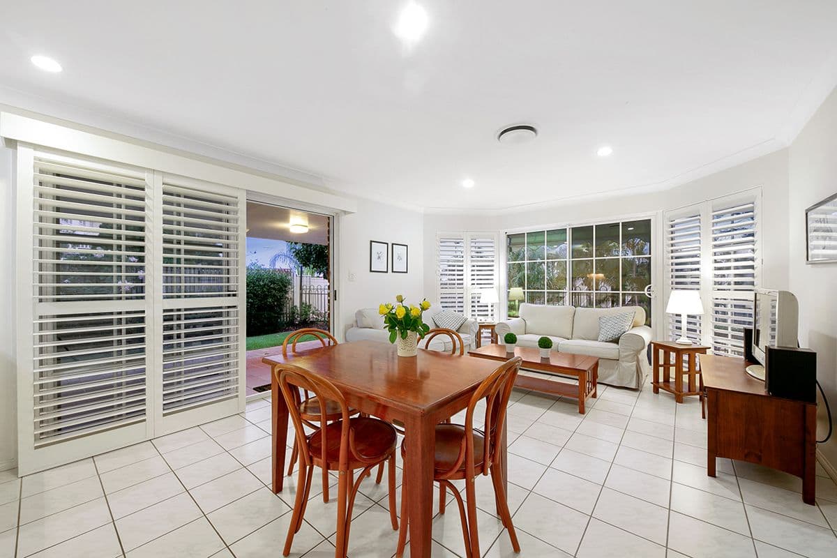 15 Bowles Street, Mount Ommaney QLD 4074, Mount Ommaney - Thumbnail 3