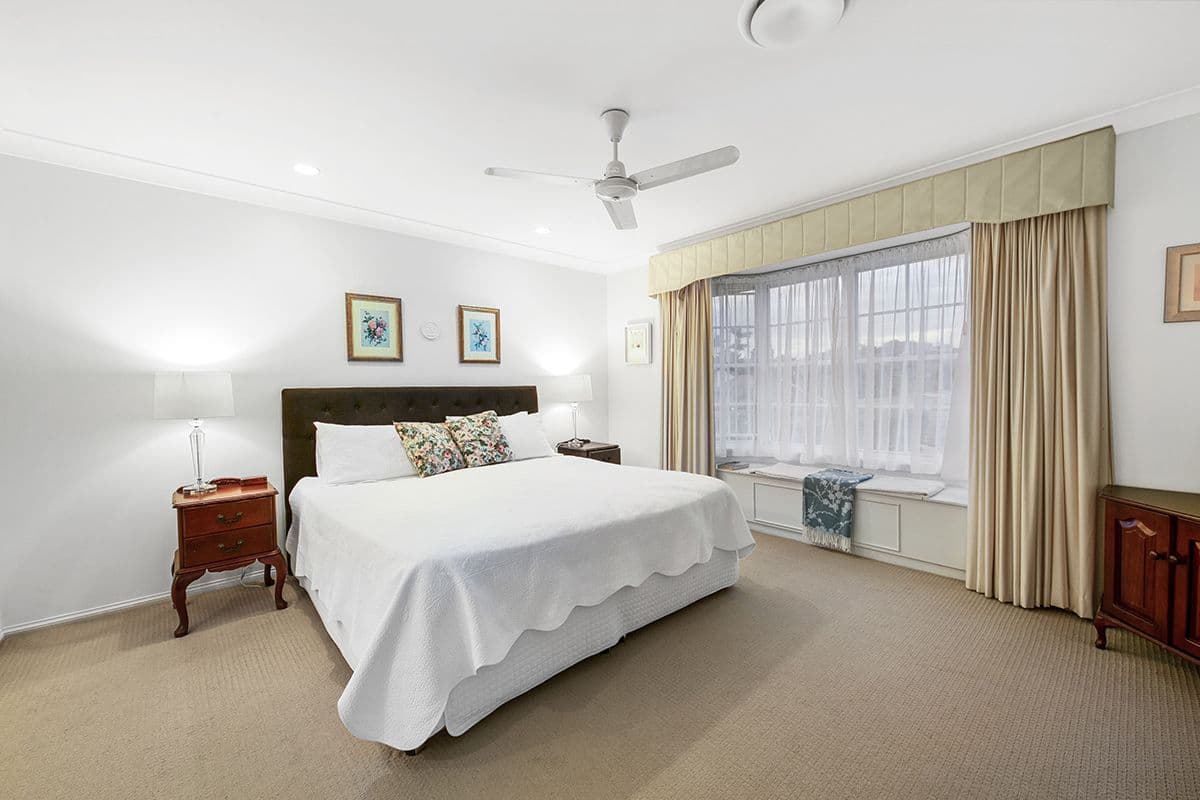 15 Bowles Street, Mount Ommaney QLD 4074, Mount Ommaney - Thumbnail 7