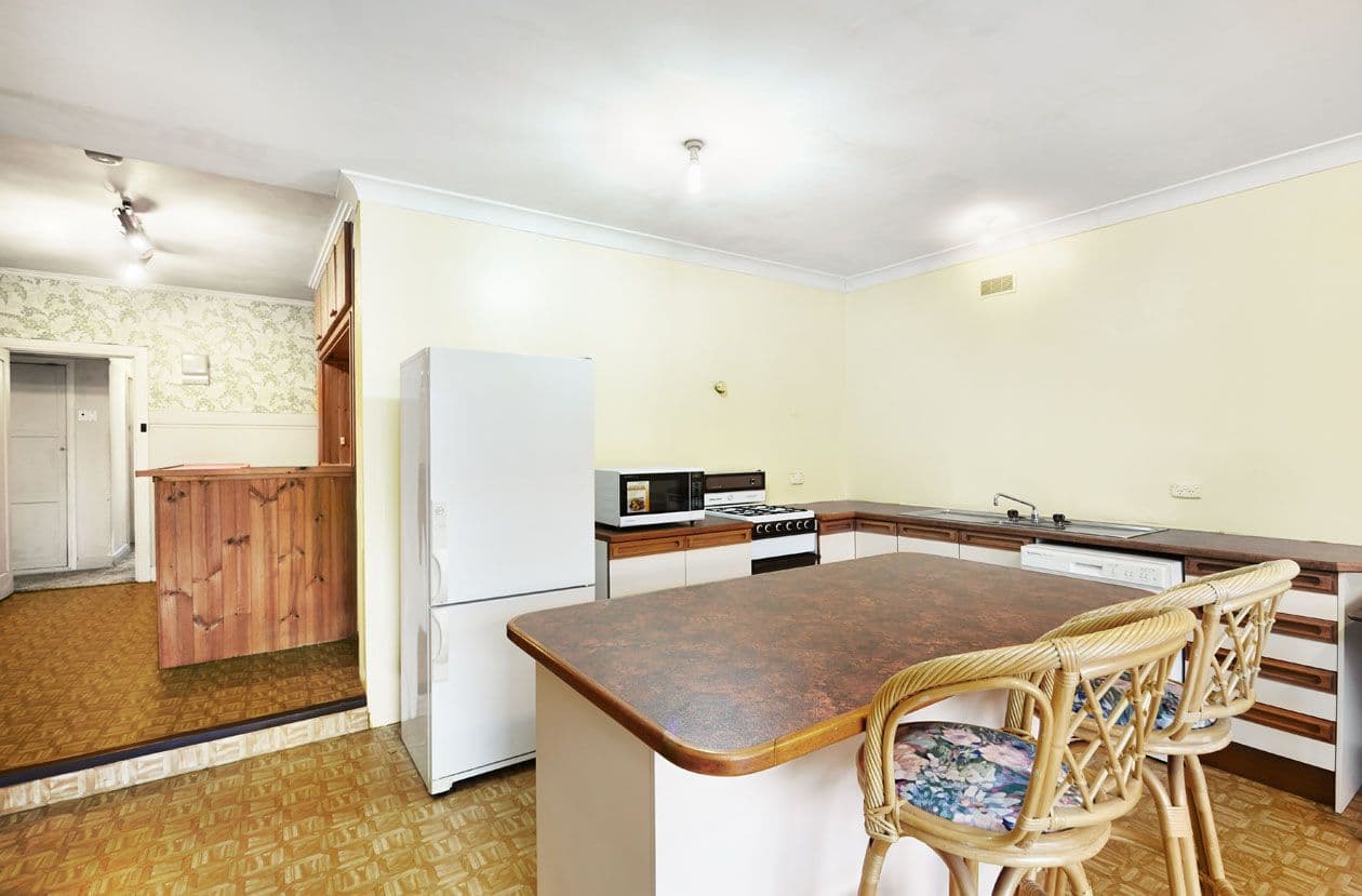 13 Young Street, OAKLEIGH VIC 3166, Oakleigh - Thumbnail 5