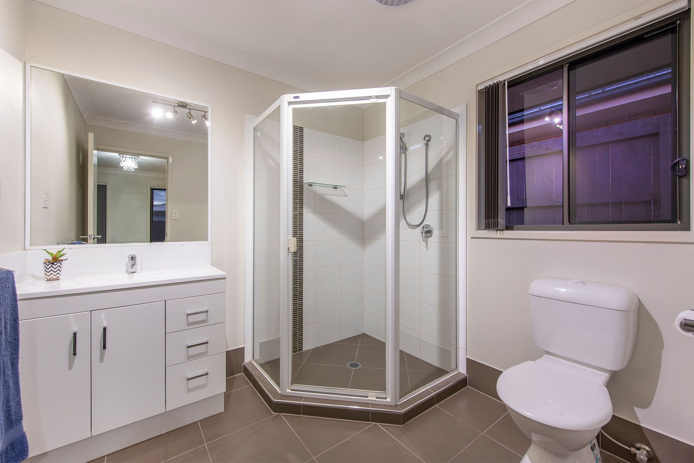 4 Cobblestone Avenue, Logan Reserve QLD 4133, Logan Reserve - Thumbnail 5