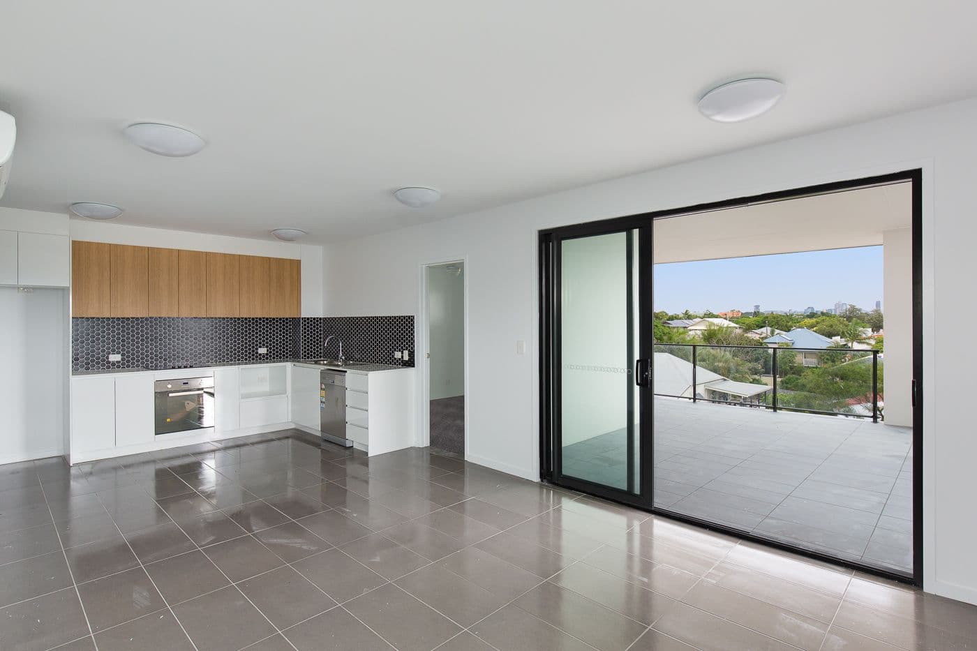 997 Wynnum Road, Cannon Hill QLD 4170, Cannon Hill - Image 1