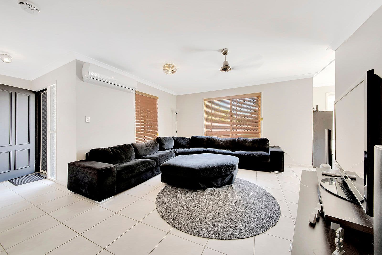 1 Ashbrook Court, New Auckland QLD 4680, New Auckland - Thumbnail 6