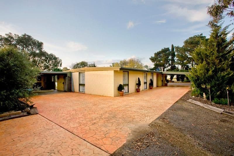 645 Old Melbourne Road, LITTLE RIVER VIC 3211, Little River - Thumbnail 3