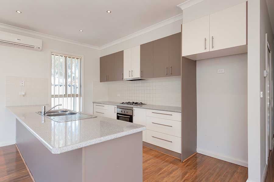 16 Ebony Circuit, Craigieburn VIC 3064, Craigieburn - Thumbnail 3