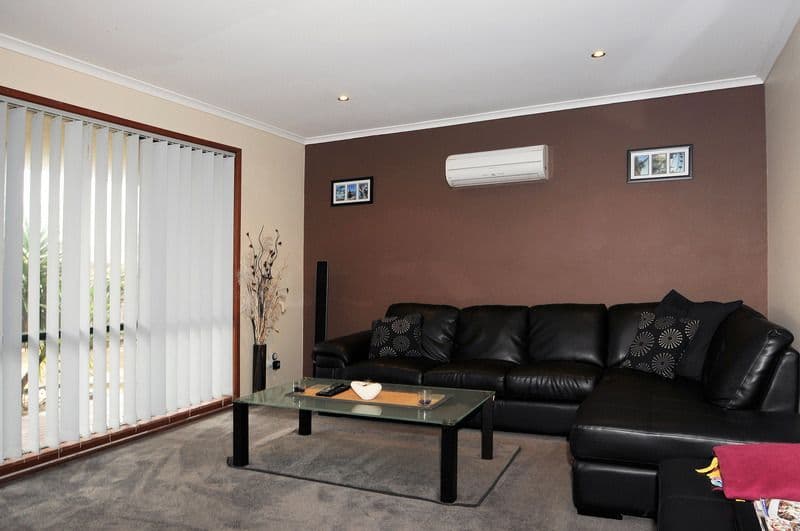 18 Conferta Court, CRANBOURNE WEST VIC 3977, Cranbourne West - Thumbnail 5