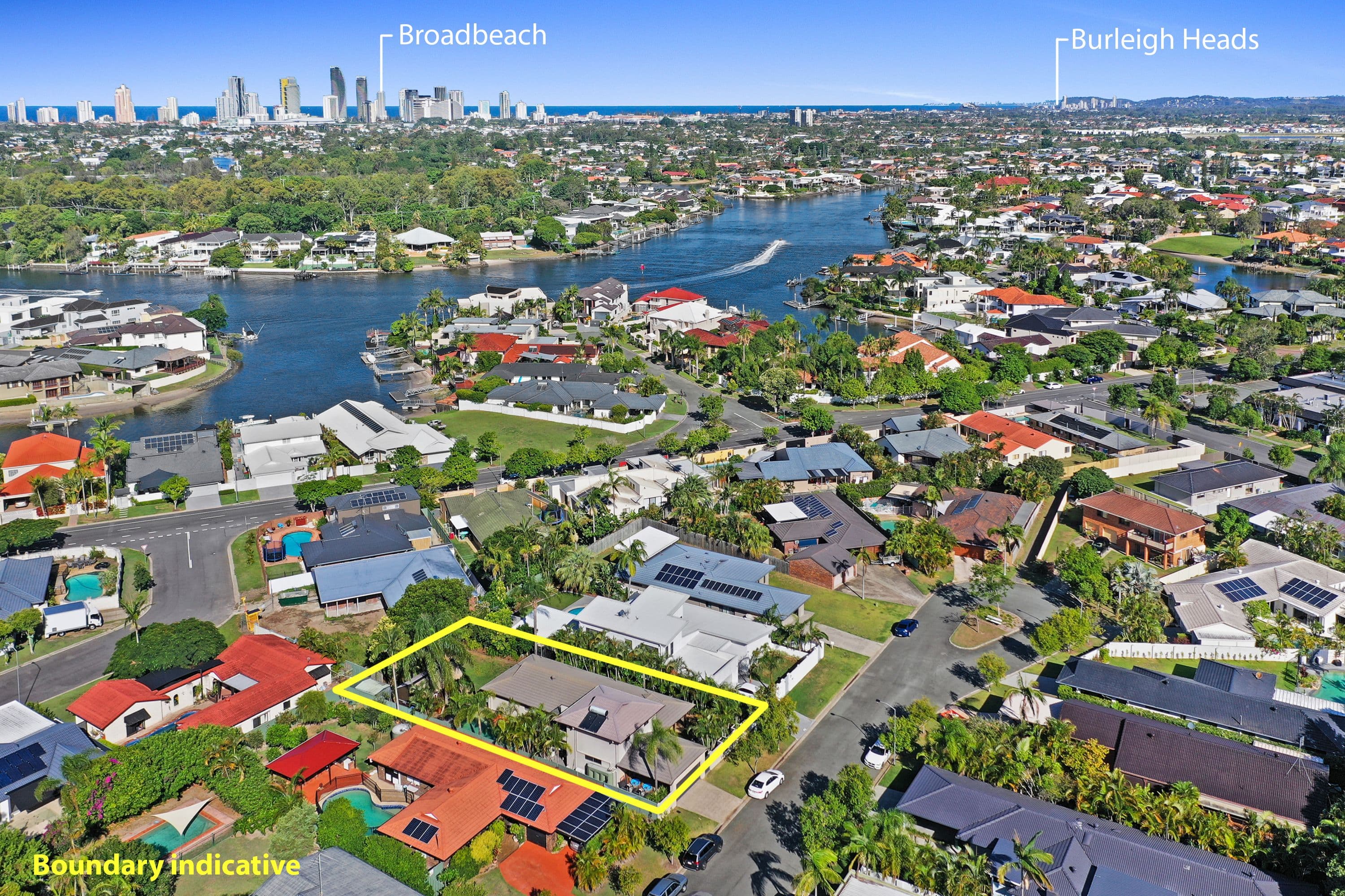22 McIlwraith Avenue, Sorrento QLD 4217, Sorrento - Thumbnail 2