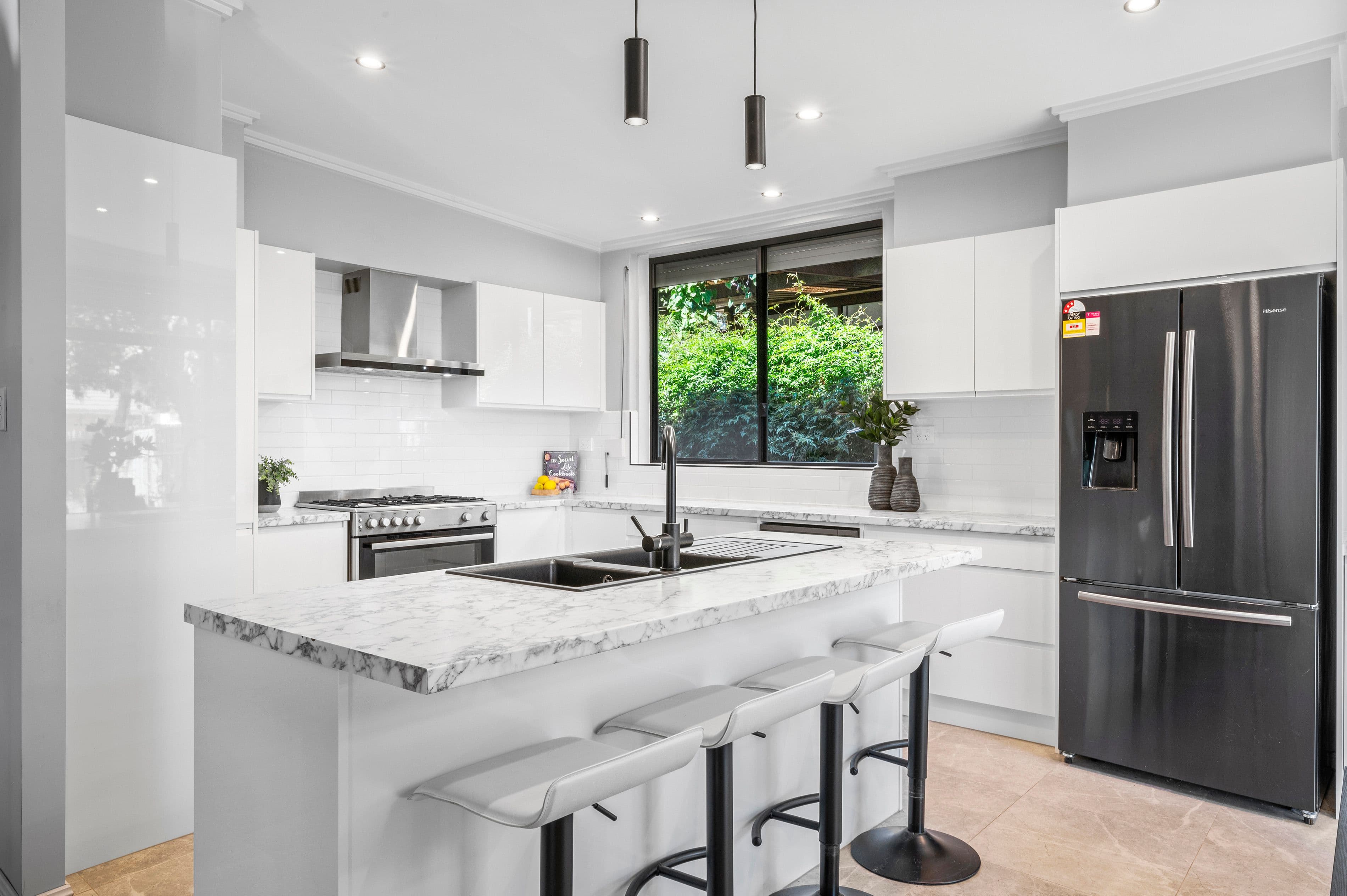 4 Mitchell Drive, Para Hills SA 5096, Para Hills - Thumbnail 2