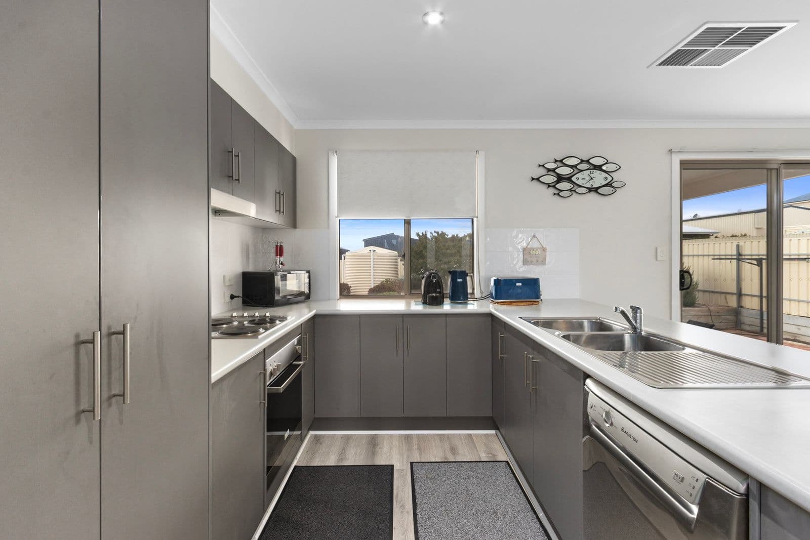 3 Mctavish Drive, Moonta Bay SA 5558, Moonta Bay - Thumbnail 4