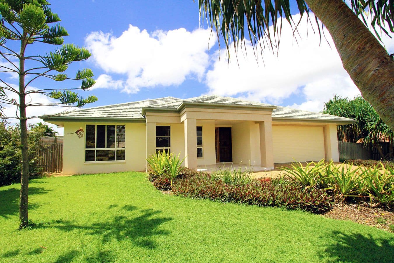 39 Miami Crescent, PACIFIC HEIGHTS QLD 4703, Pacific Heights - Image 1