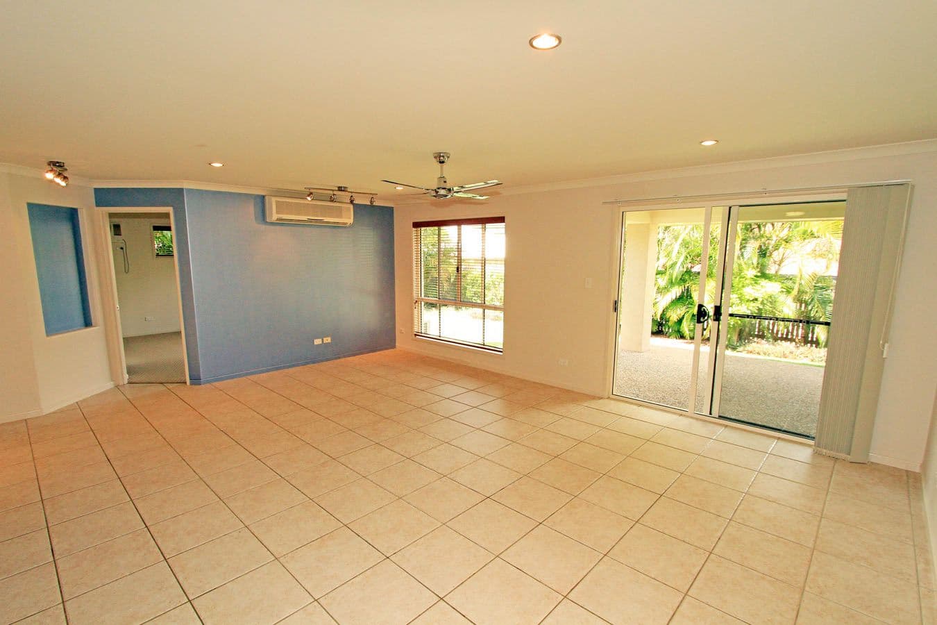 39 Miami Crescent, PACIFIC HEIGHTS QLD 4703, Pacific Heights - Thumbnail 8