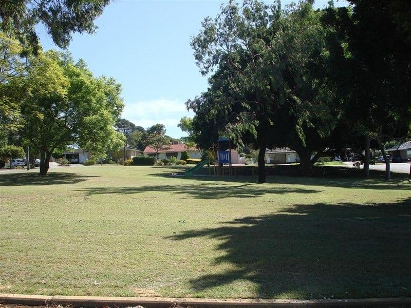 6 Dixon Place, KARDINYA WA 6163, Kardinya - Thumbnail 3