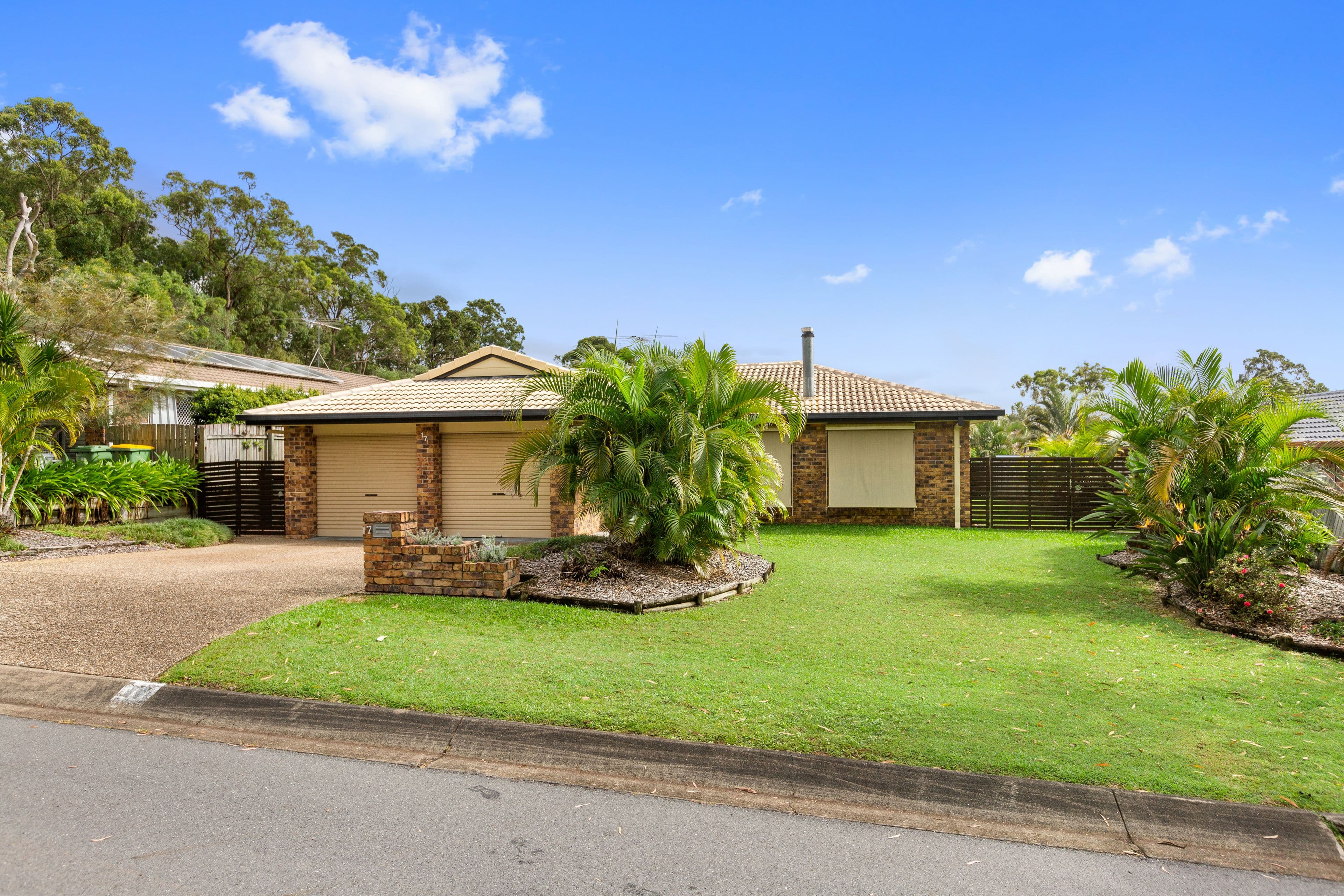 17 Lapidus Street, Birkdale QLD 4159, Birkdale - Thumbnail 2