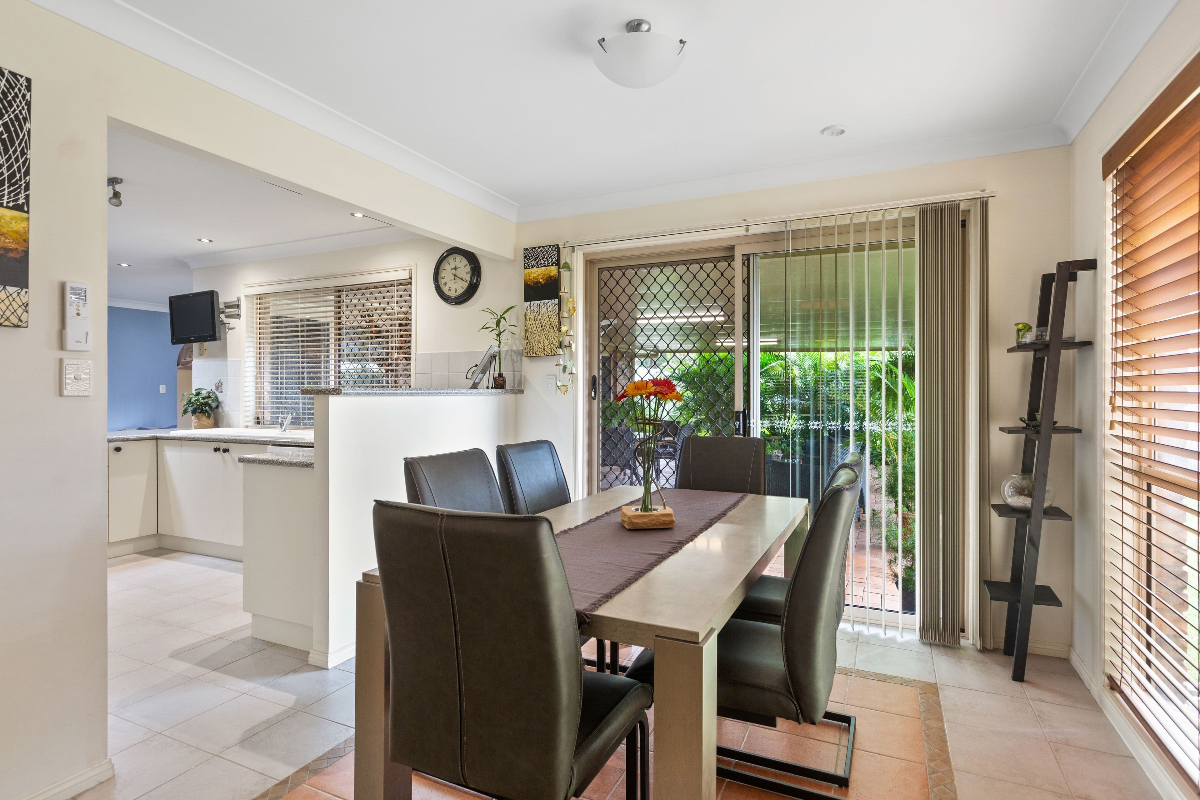 17 Lapidus Street, Birkdale QLD 4159, Birkdale - Thumbnail 7