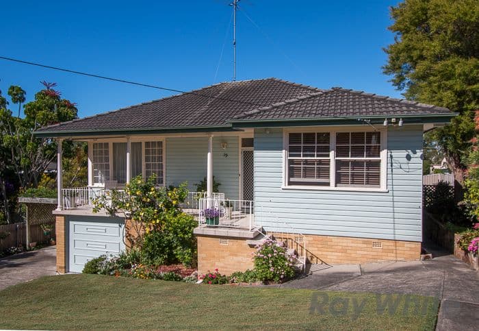 19 Mirambeena Street, Belmont North NSW 2280, Belmont North - Image 1