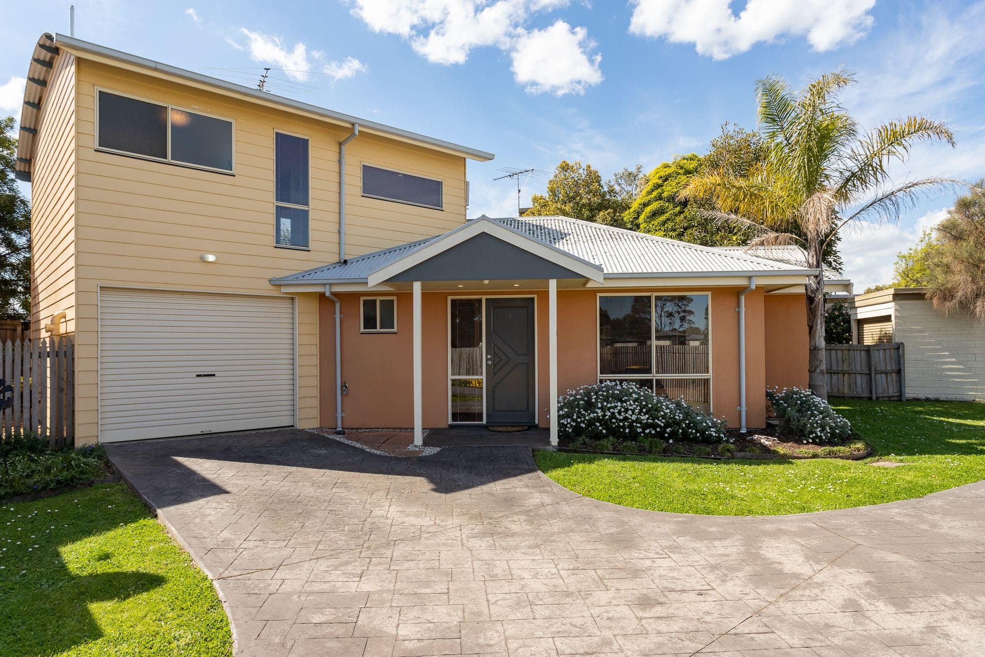 6 Hollydene Court, Cowes VIC 3922, Cowes - Image 1