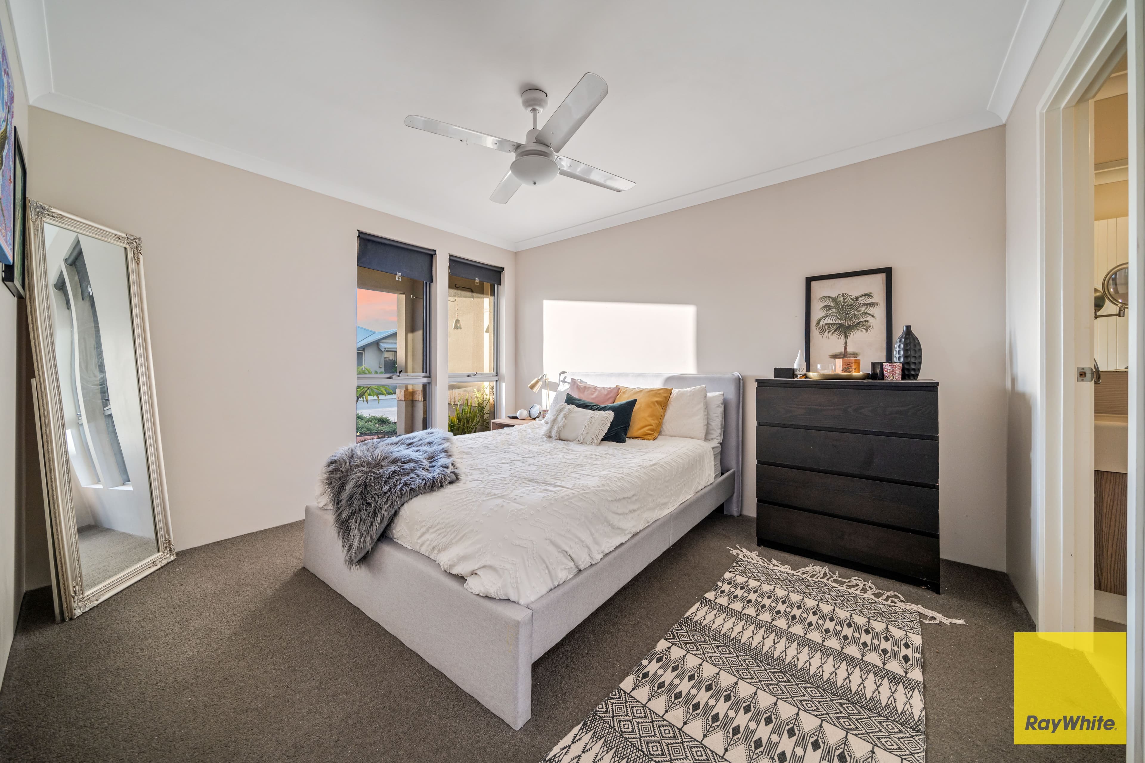12 Loder Way, South Guildford WA 6055, South Guildford - Thumbnail 4