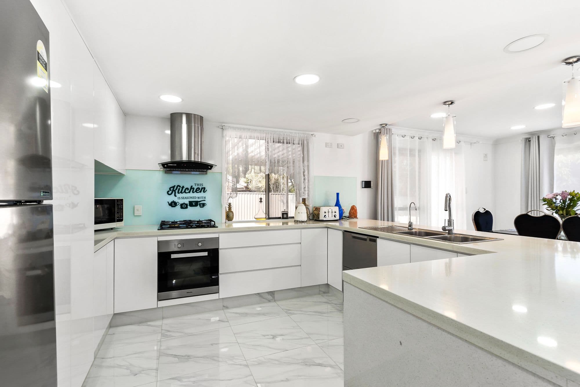 16 Maywood Crescent, Calamvale QLD 4116, Calamvale - Thumbnail 4