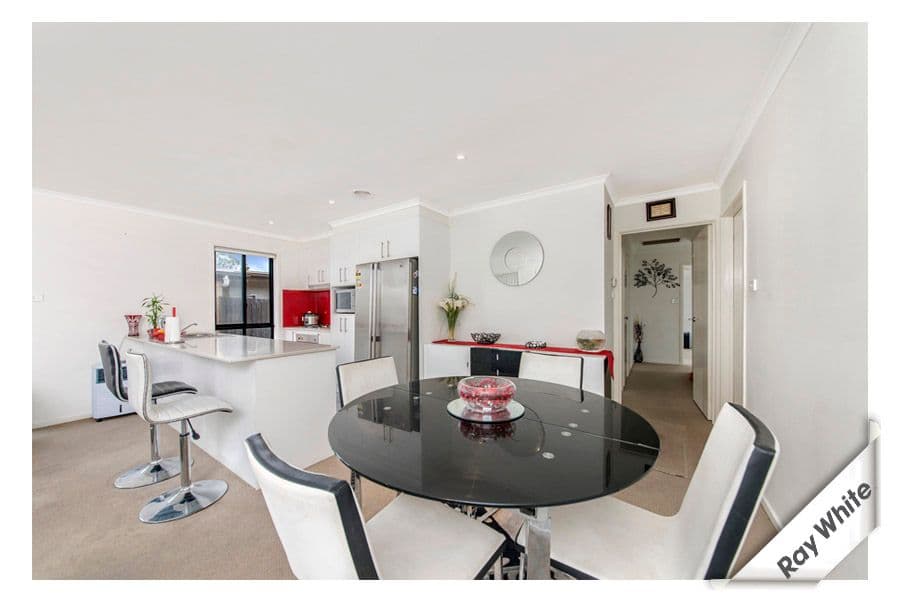 8 Jean Macnamara Street, MACGREGOR ACT 2615, Macgregor - Thumbnail 5