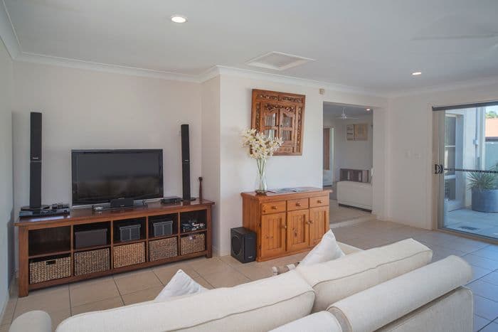 2 Ken Crescent Monterey Keys, HELENSVALE QLD 4212, Helensvale - Thumbnail 6