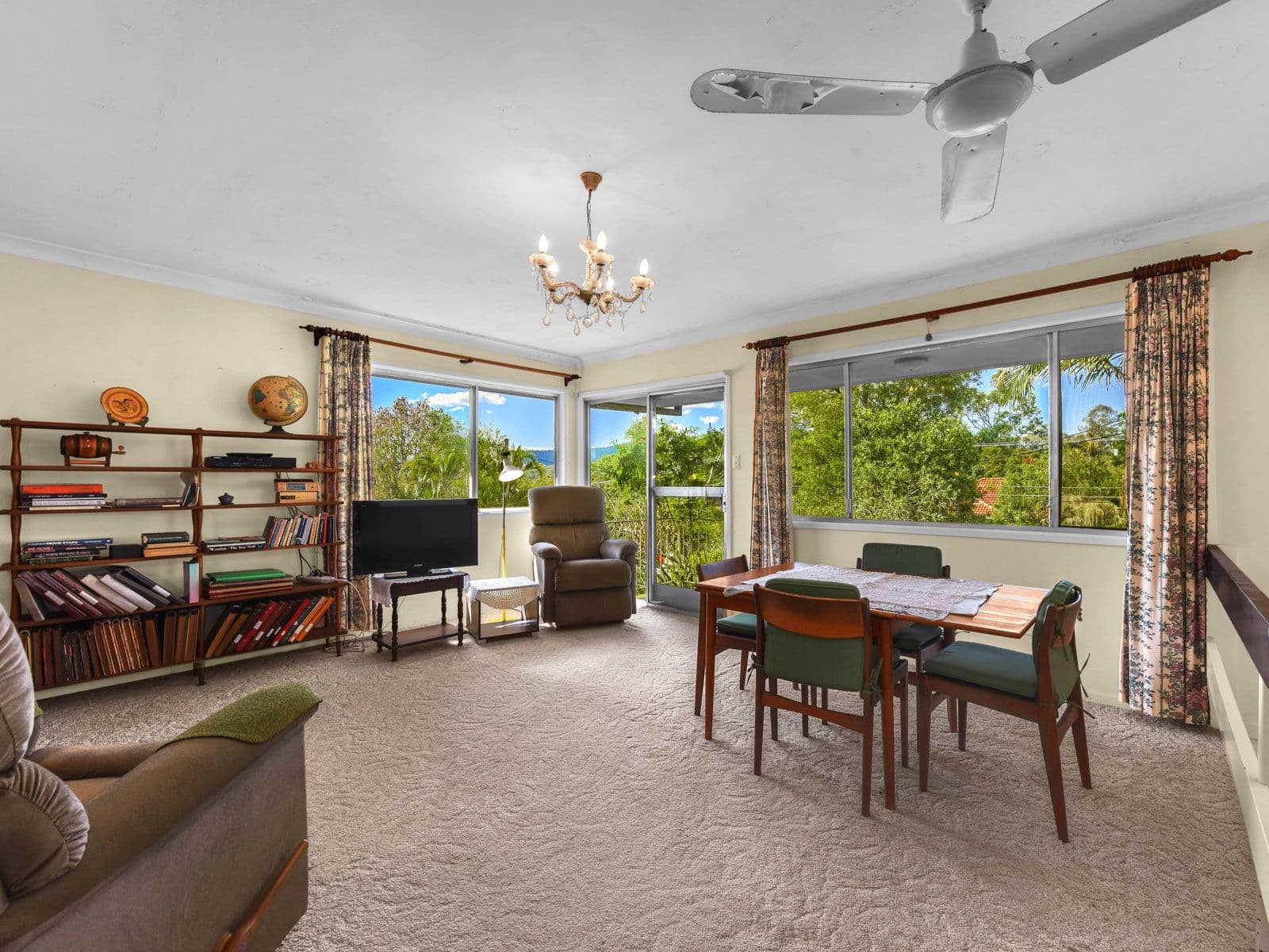 9 Sassafras Street, The Gap QLD 4061, The Gap - Thumbnail 2