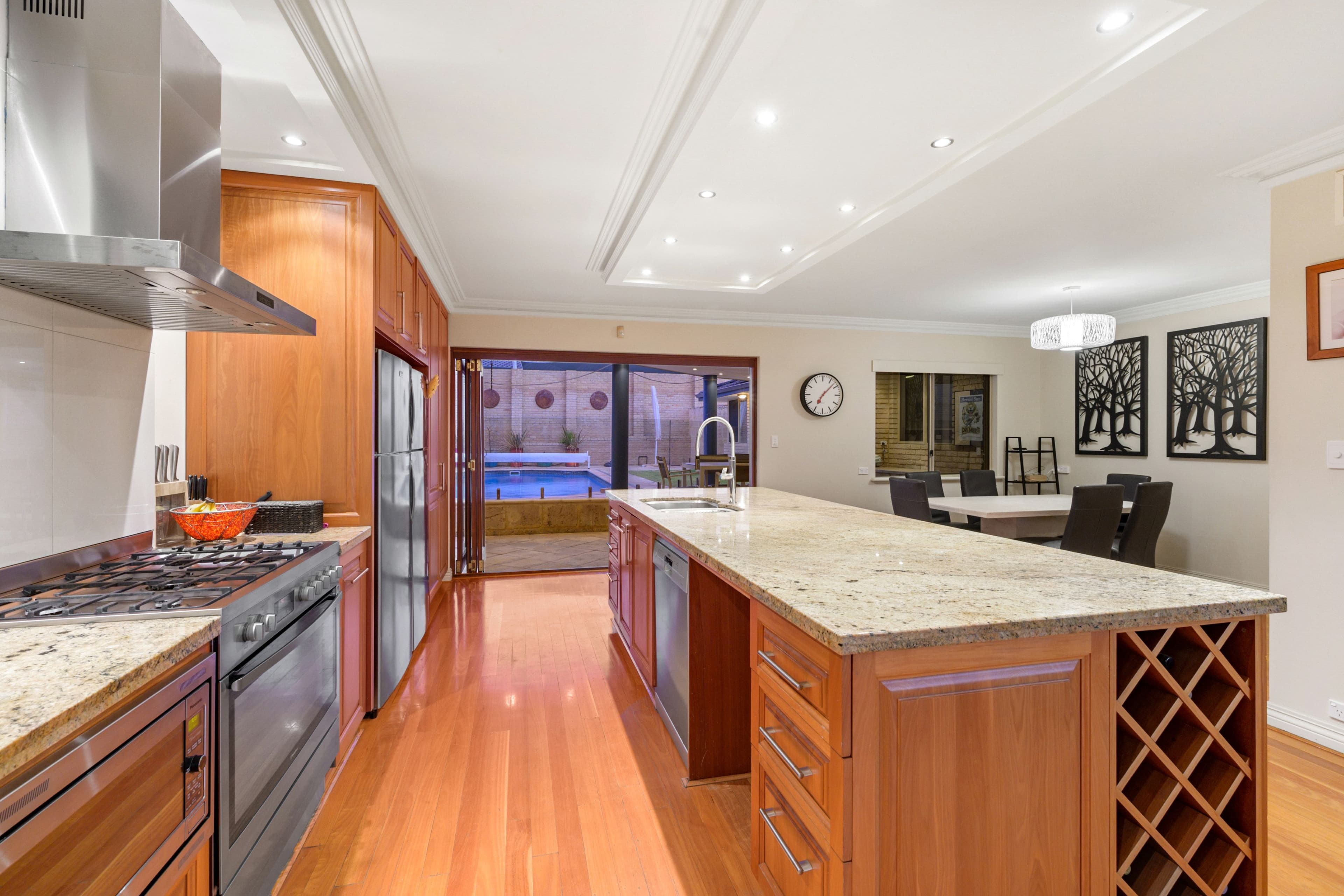 24 Hocking Parade, Sorrento WA 6020, Sorrento - Thumbnail 7