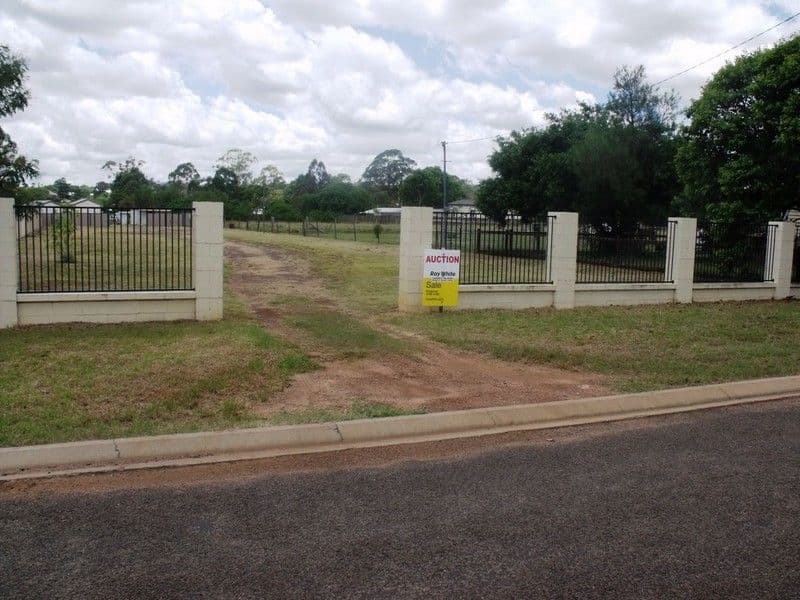 24 McIlhatton Street, WONDAI QLD 4606, Wondai - Image 1