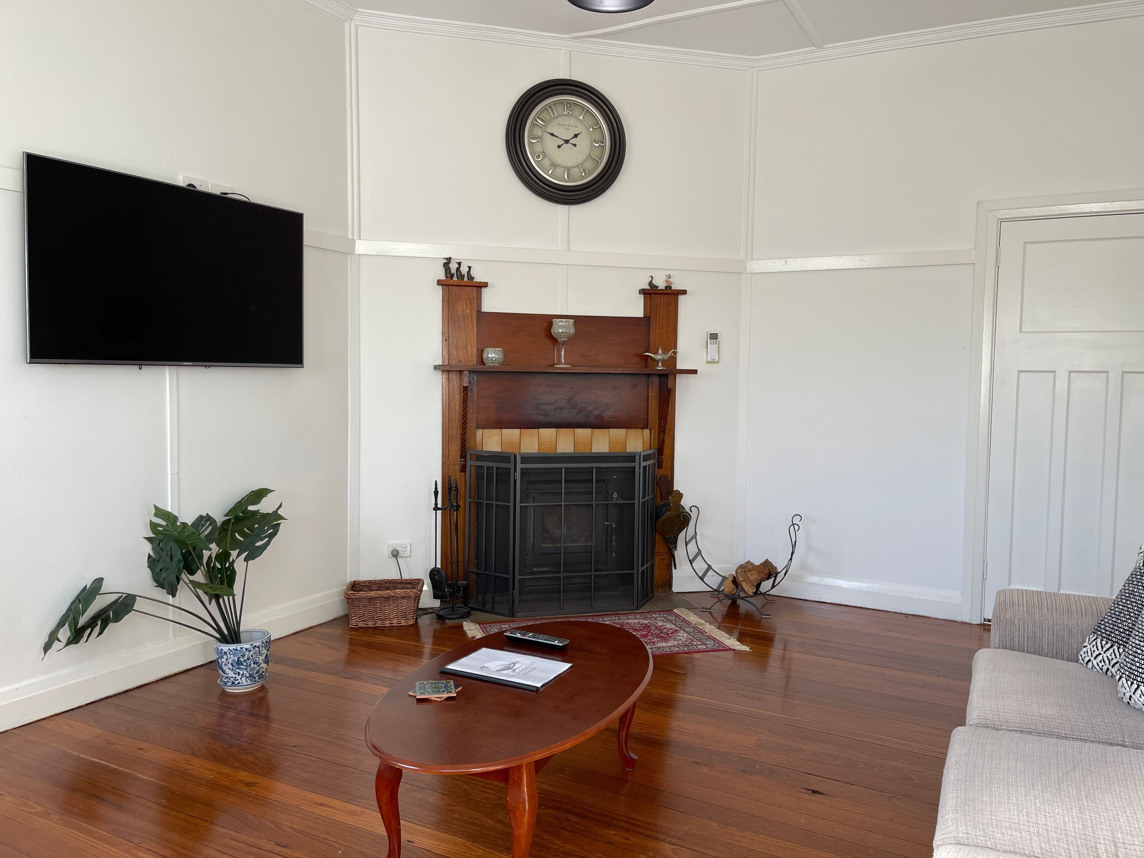 19 Regent Street, Tumbarumba NSW 2653, Tumbarumba - Thumbnail 4
