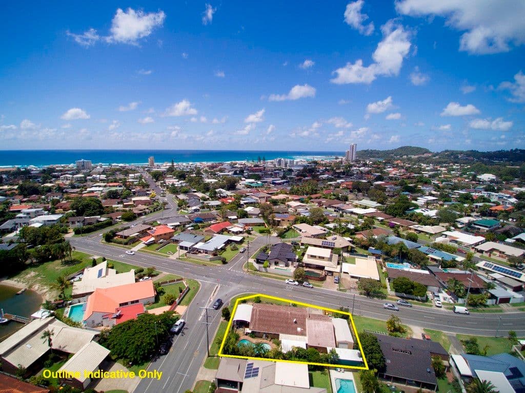 118 Tahiti Avenue, Palm Beach QLD 4221, Palm Beach - Thumbnail 2